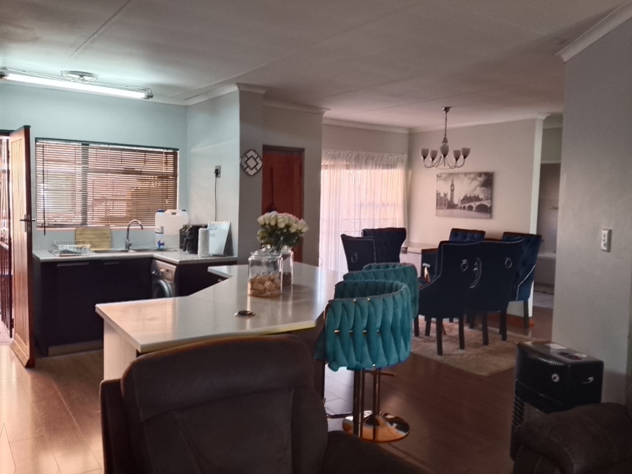 To Let 2 Bedroom Property for Rent in Heuwelsig Free State